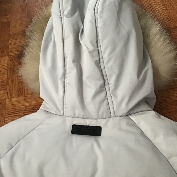 Pajar women’s winter jacket - Picture 5 of 8